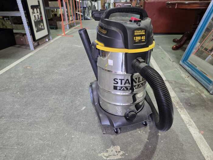 Stanley FatMax 45L industrial wet and dry vacuum cleaner