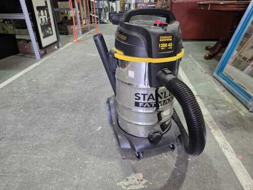 Stanley FatMax 45L industrial wet and dry vacuum cleaner