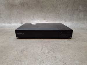 Five Sony Playstation games consoles - 5