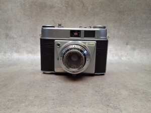Kodak Retinette Viewfinder camera and three lenses - 2