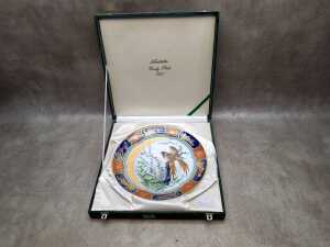 1977 Noritake limited edition annual collectors porcelain wall plate in protective case