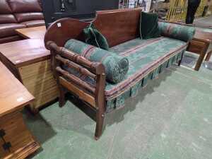 Colonial-style mahogany daybed - 2