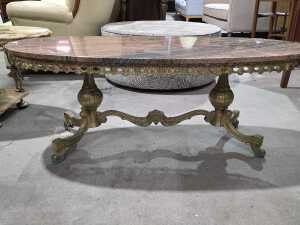 Pink marble and brass coffee table - 2