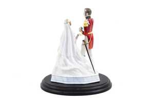 Royal Doulton limited edition Queen Victoria and Prince Albert porcelain figure - 4