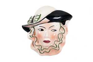 Two Crown Devon Art Deco ceramic wall masks - 2
