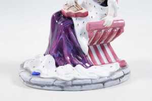 Royal Doulton Margaret of Anjou porcelain figure - 3