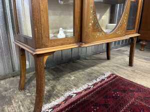 Antique Sheraton Revival mahogany breakfront display cabinet - 6