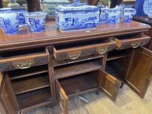 Edwardian walnut sideboard - 4