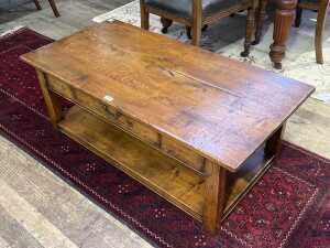 Provincial style oak coffee table - 2