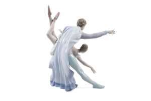 Lladro 'Pas de Deux' porcelain figure - 4