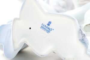 Lladro 'Pas de Deux' porcelain figure - 5