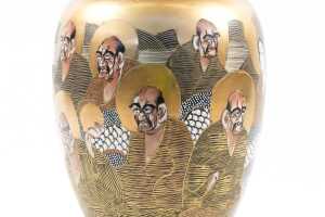 Antique Japanese Meiji period "Immortals" Satsuma ceramic vase - 4