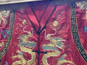 Chinese Emperor's jacket with gold dragon embrodiery - 2