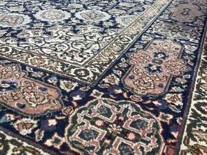 Persian hand-knotted wool rug - 3