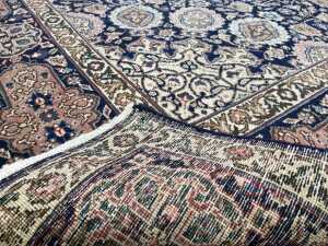 Persian hand-knotted wool rug - 4