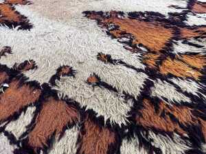 Mid Century Axminster rug - 3