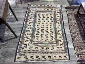 Afghan Soumak rug, 197 x 124cm