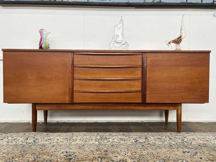 Danish De Luxe mid-century teak sideboard by Borg Gjorstvang