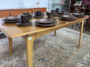Noblett Mid-century teak dining table - 3