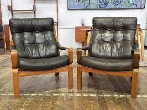 Pair of Tessa T6 mid-century armchairs