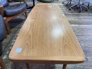 Parker mid-century teak coffee table - 3