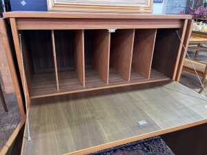 Mid-century teak record cabinet/bar - 4