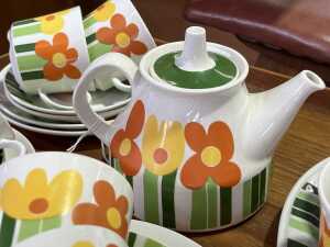 Figgjo Flint 'Annemarie' mid-century ceramic tea setting for eight, 1970s - 3