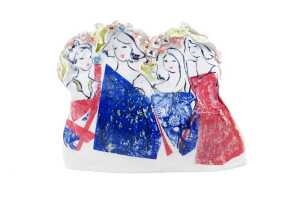 Contemporary 'Beauties in the Eastern Dream' porcelain sculpture by Yeats Gruin - 2