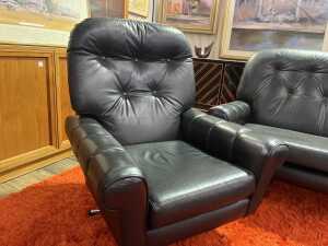 Mid-century three piece lounge suite - 2