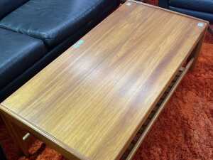 Mid-century blackwood coffee table - 2