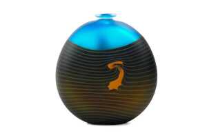 Three Robert Wynne, Denizen Glass Studio glass vases - 4