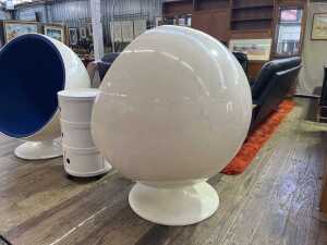 Replica ball chair after Eero Aarnio - 2