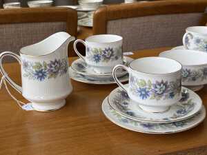 Paragon 'Cherwell' porcelain tea setting for six - 2