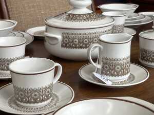 Noritake Progression 'Century' matte glazed porcelain dinner setting for eight - 2