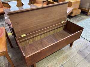 Mid-century teak blanket chest - 2