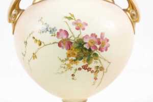 Antique Royal Worcester blushware porcelain twin handled vase - 3