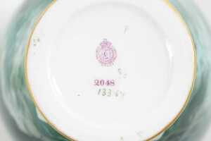 Antique Royal Worcester porcelain pot pourri, 1910 - 5