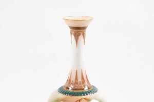 Edwardian Royal Worcester Hadley Ware porcelain vase, 1903 - 4