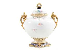 Antique Royal Crown Derby porcelain urn - 2