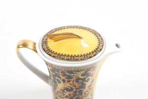 Rosenthal Versace 'Gold Ivy' porcelain creamer - 3