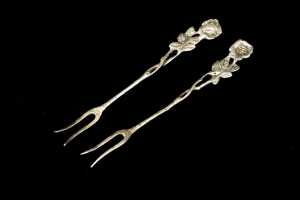 Three silver pieces including 830 and 835 silver, weight 39g - 2