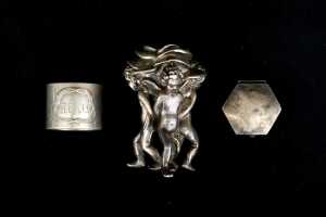 Group of silver pieces including Julep spoon straws - 3