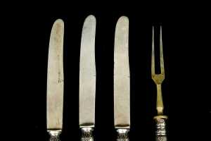 Three Latvian 875 silver dessert knives, plus an 875 silver mounted fork - 2