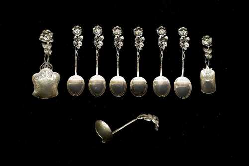 Group of Hildeshiem Rose German 835 silver cutlery, weight 107g