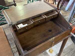 Georgian provincial oak slope front desk - 3