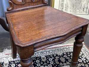 Pair of Victorian oak hall chairs - 3