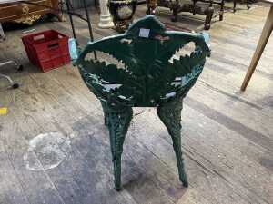 Reproduction Coalbrookdale fern design cast iron garden chair - 4