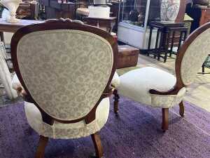 Victorian walnut ladies and gents parlour chairs - 4