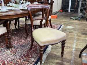 Victorian style mahogany nine piece dining suite - 3