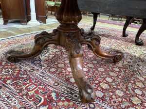 Victorian burr walnut loo table - 3